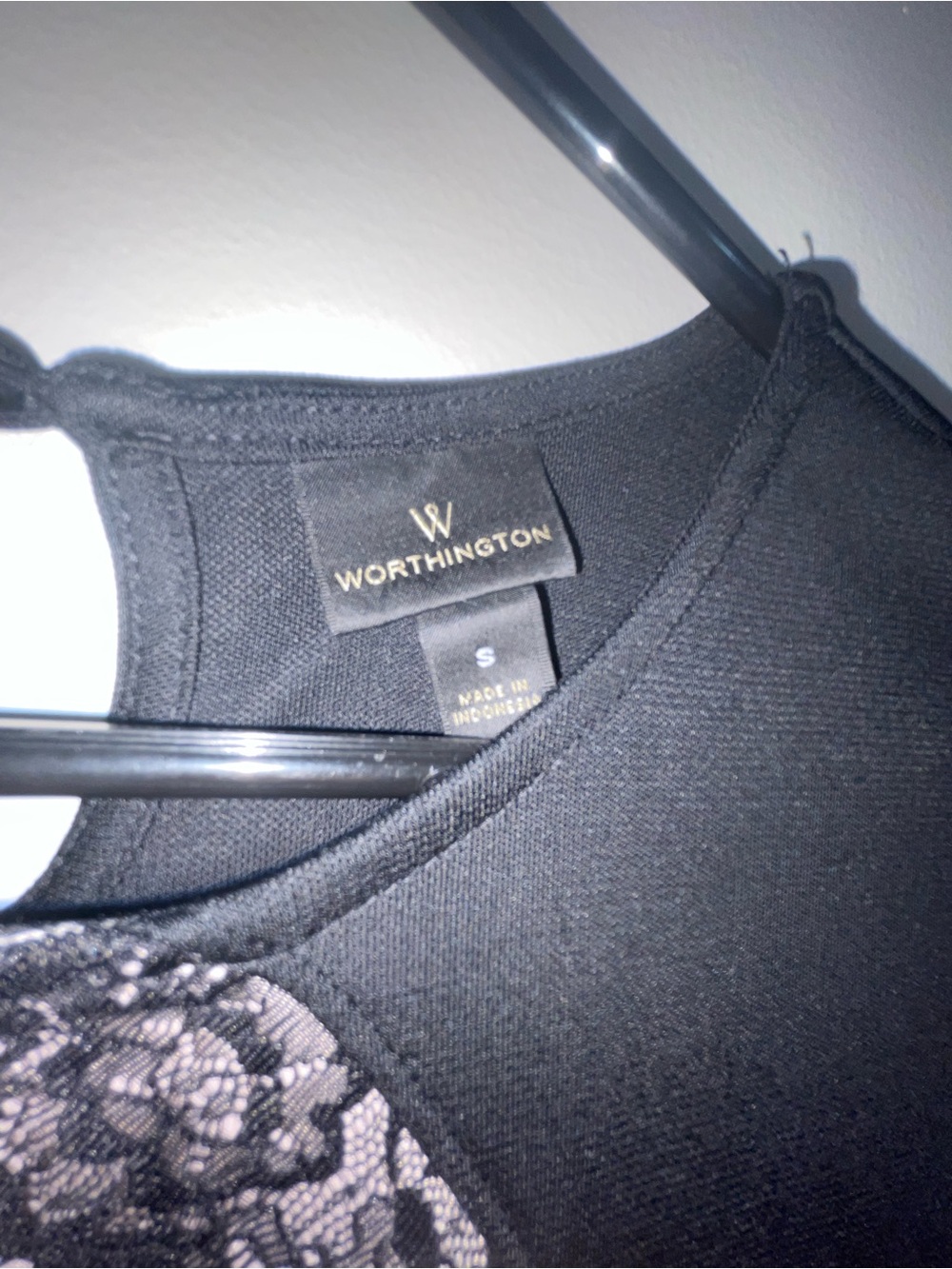 Worthington Pink Satin Blouse with Black Lace - Picture 6 of 7